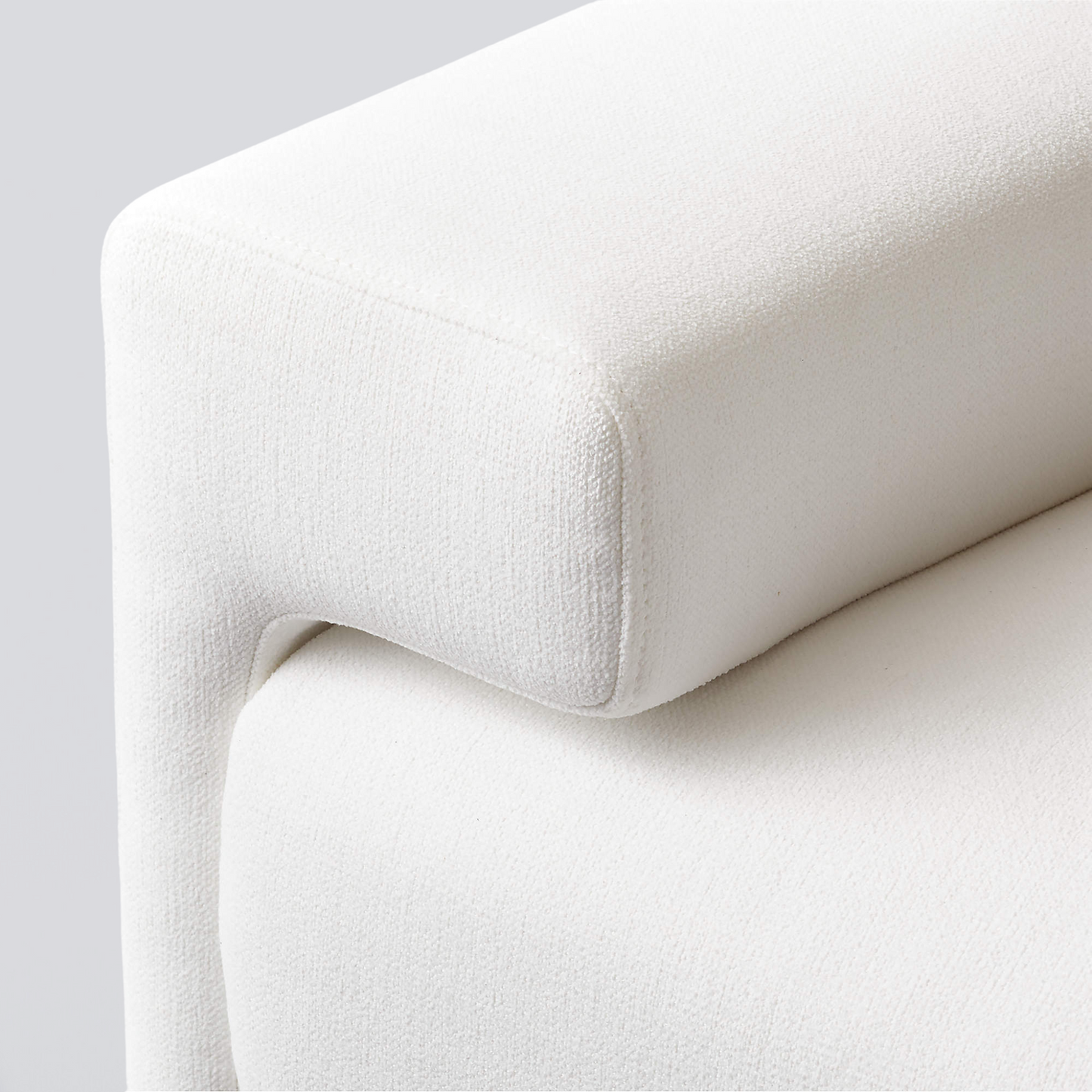 Auri Luxe Armchair